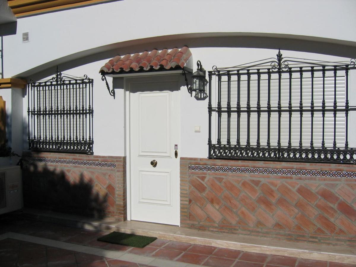 Apartamentos La Libertad Estepona Exterior photo