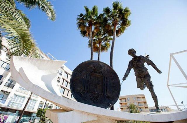 Apartamentos La Libertad Estepona Exterior photo